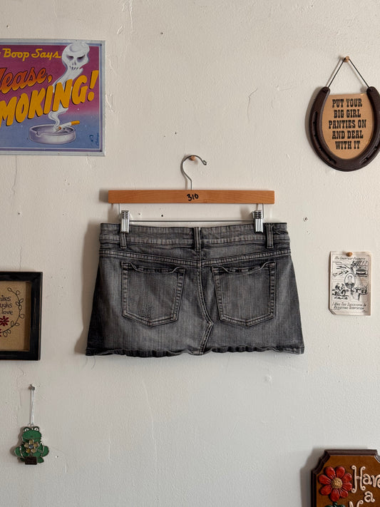 2000s Black Denim Mini Skirt (11)